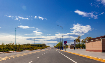 中国黑龙江省宾县火车站广场风景
