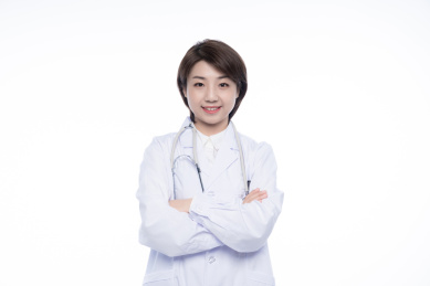 一位年轻的漂亮的女医生。