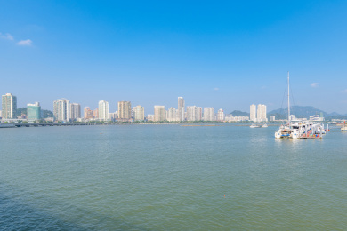 广东省珠海市情侣路野狸岛城市风光