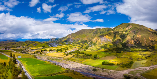 川西高原道孚县八美草原风光