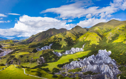 川西高原八美墨石公园自然风光