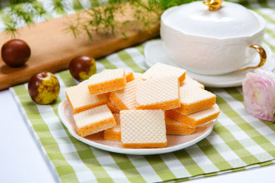 进口休闲零食美味酥脆的威化饼干