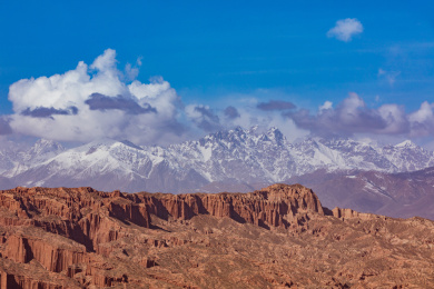 中国新疆南疆阿克苏地区温宿大峡谷秋季自然风光