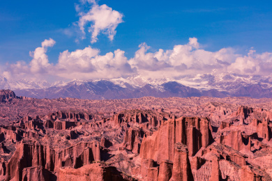 中国新疆南疆阿克苏地区温宿大峡谷秋季自然风光
