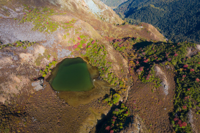 甘孜川西高原稻城亚丁青蛙海自然风光航拍