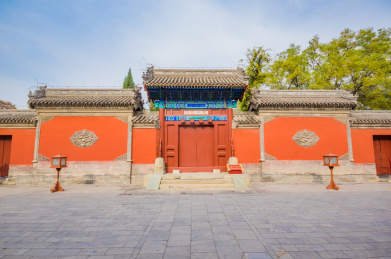 中国北京孔庙国子监敬一亭敬一门建筑风光