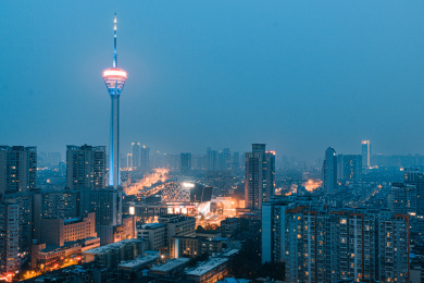 中国四川成都市区傍晚夜景灯光