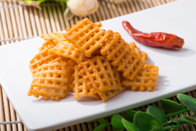 四川传统美食小吃香辣香葱锅巴