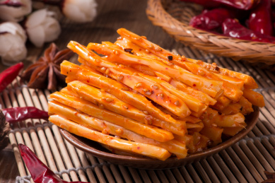 四川传统美食麻辣五香牛板筋