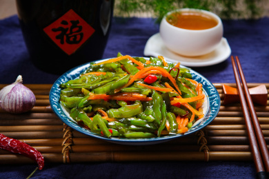 开胃爽口小菜凉拌裙带菜梗