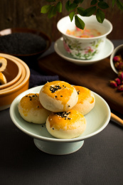 香甜酥脆的休闲食品——老婆饼