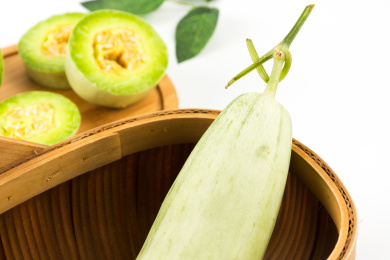 香甜可口的新鲜水果——羊角蜜瓜切片