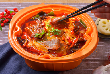 四川风味的自热方便小火锅