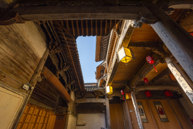 江西婺源汪口古村俞氏宗祠内景