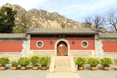 北京市海淀区凤凰岭龙泉寺客堂