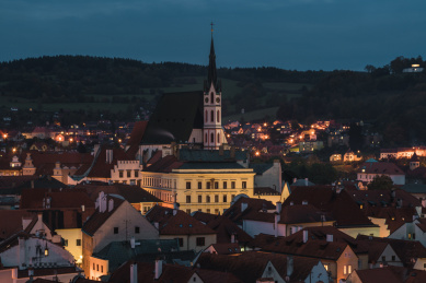捷克克鲁姆洛夫小镇秋季风景
