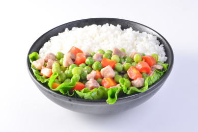 川味瘦肉豌豆方便盖浇米饭