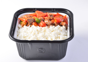 川味胡萝卜红烧牛肉方便饭