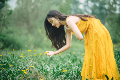 田园风格夏日阳光女孩人像
