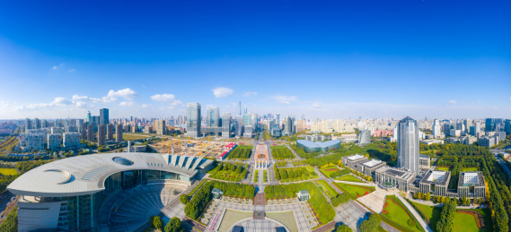 中国上海市浦东新区的城市风光航拍