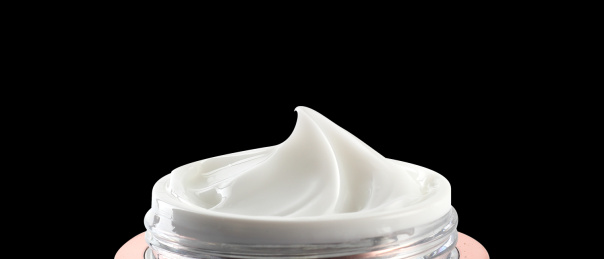 化妆品白色造型膏体