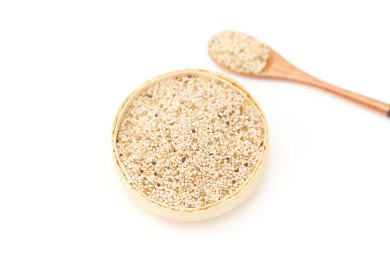 竹筐里的白芝麻