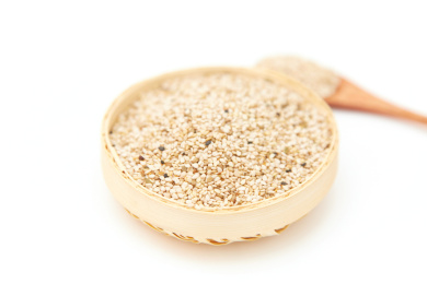 竹筐里的白芝麻