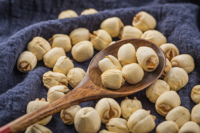 天然养生中药材食材莲子