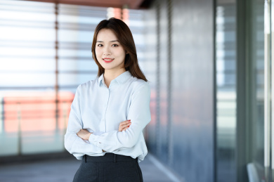 一个亚洲商务女士