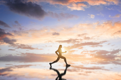 剪影人物跑步概念教育励志正能量希望曙光大自然