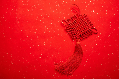 洒金红纸的中国结如意结      