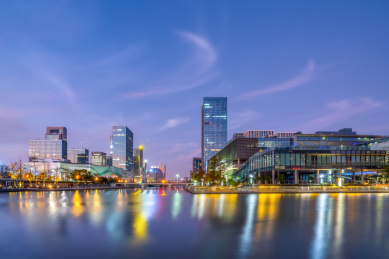 宁波东部新城建筑景观夜景