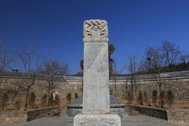 北京市石景山区田义墓坟冢