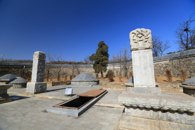 北京市石景山区田义墓坟冢