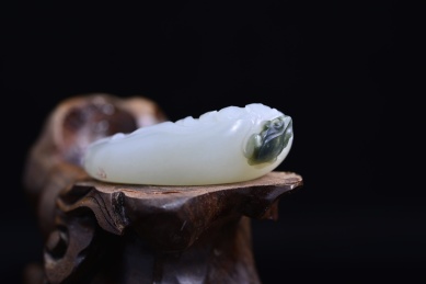 中国玉雕工艺品，白玉精品把玩件