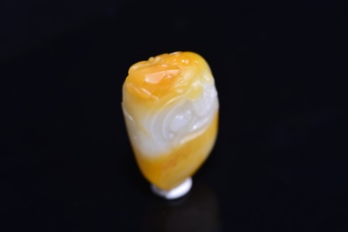 中国玉雕工艺品，白玉精品把玩件