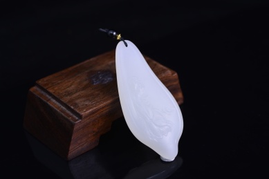 中国玉雕工艺品，白玉精品把玩件