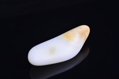 新疆和田玉，白玉挂件手把件