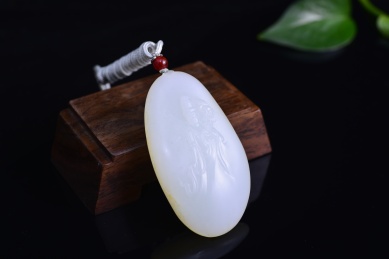 新疆和田玉，白玉挂件手把件