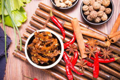 美味的特色小吃麻辣牛肚