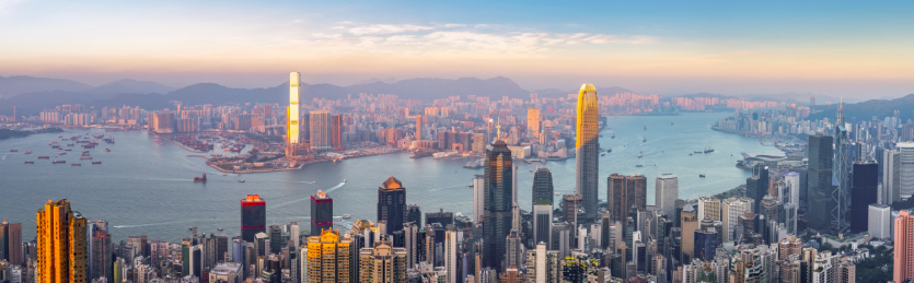 中国香港维多利亚港建筑景观夜景