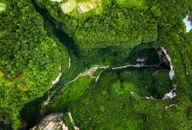 重庆武隆天坑天生三桥旅游景点