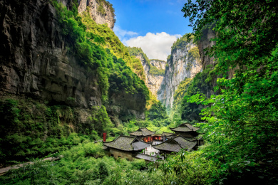 重庆武隆天坑天生三桥自然风光