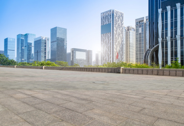 道路地面和城市现代建筑办公楼