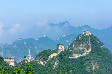 夏季北京箭扣长城云海自然风光