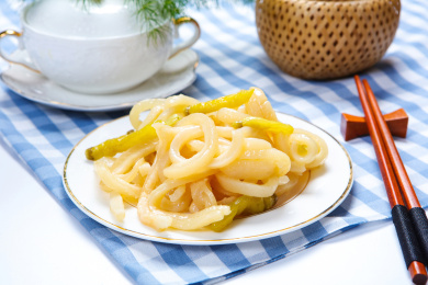 酸辣爽口凉拌菜泡椒凉拌猪皮