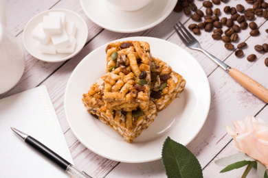 休闲食品沙琪玛及咖啡小饮