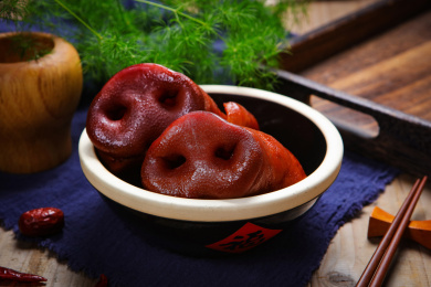 中国传统特色美食卤猪鼻子猪拱嘴