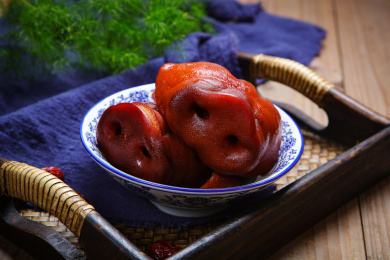 特色传统美食小吃香卤猪脸猪拱嘴