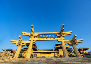 宁夏塞上明珠青铜峡黄河大峡谷青铜峡水利博览馆建筑风光